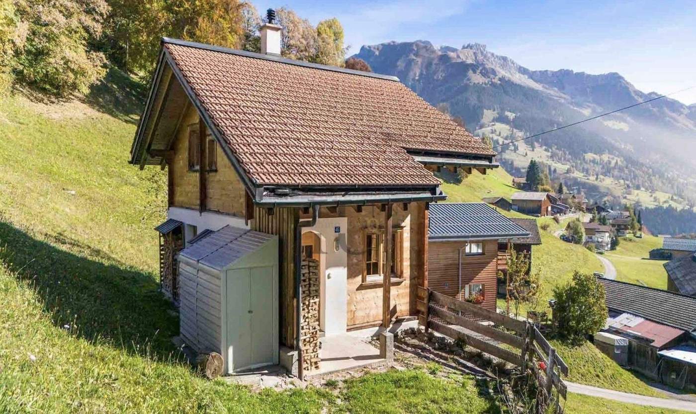 Holiday home Pany – exterior view in autumn